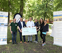 48.000 € wurden am 18. Mai 2022 von der Stiftung Leben mit Krebs an das Magdeburger Projekt übergeben
